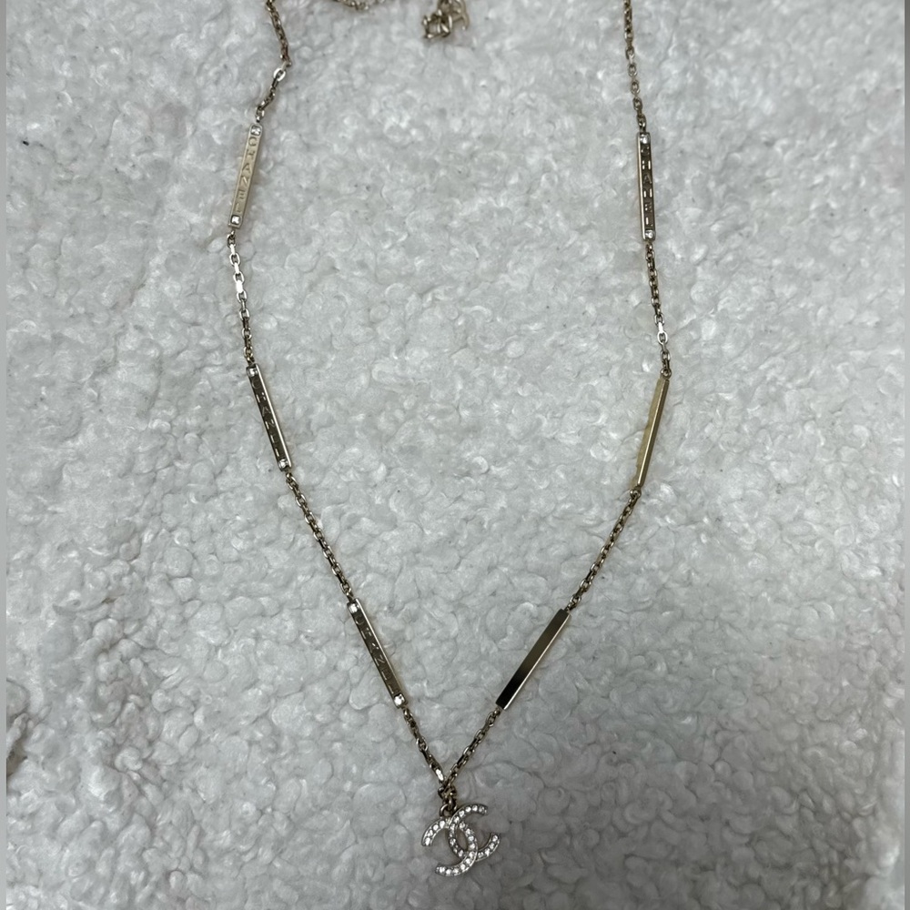 Elegant Gold Necklace with Palm Tree Pendant